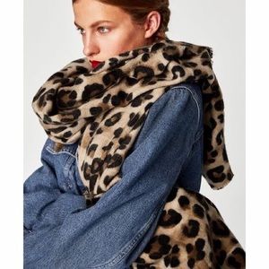 Zara Leopard Scarf